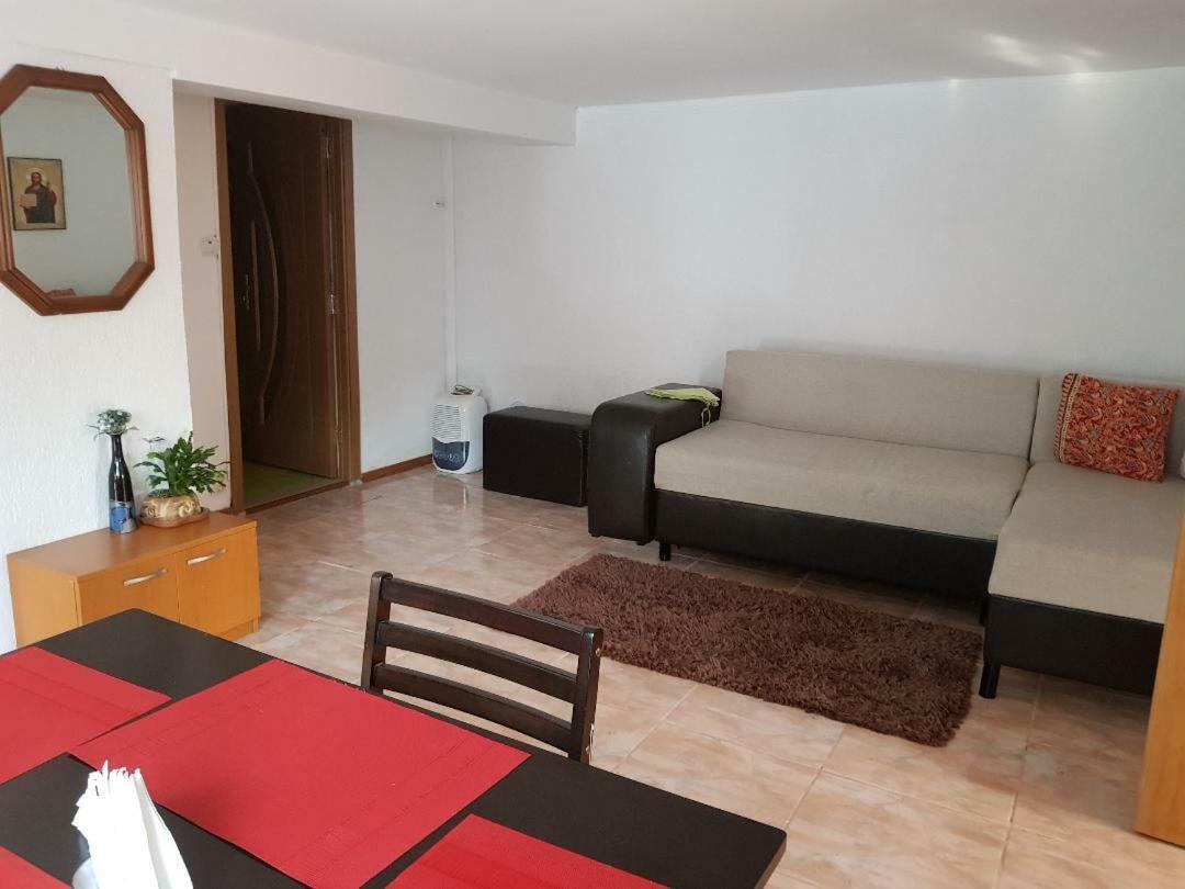 Yoyo Zurli Park Hotel Решица Екстериор снимка